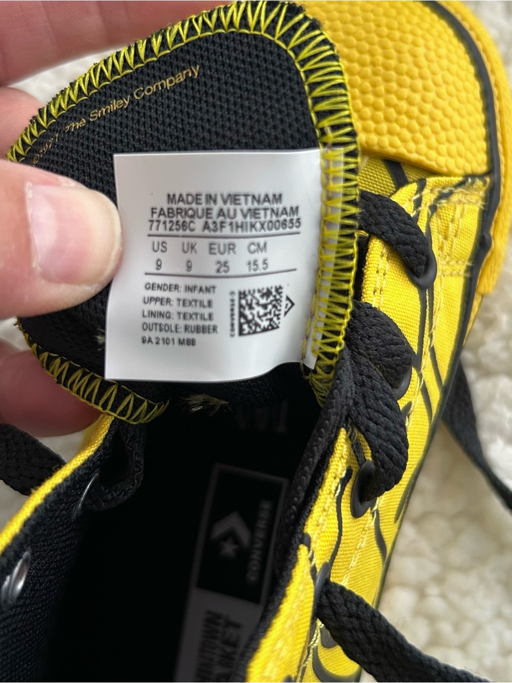 Converse x Chinatown Market CTAS Cyber Yellow Black High Top Smiley Sneaker Sz 9 - Picture 5 of 9